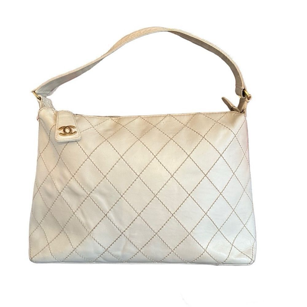 Chanel Wild Stitch Quilted leather white Tote Bag with gold CC logo - Picture 2 of 16